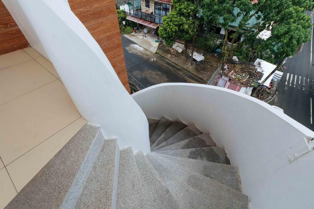 Reddoorz Plus Near Commonwealth Regalado Quezon City Dış mekan fotoğraf